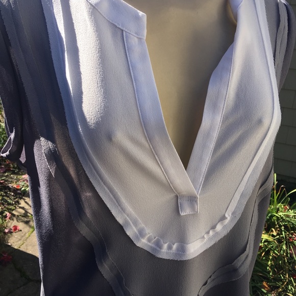 Small sheer color block bcbg max tunic sleeveless - Picture 4 of 10